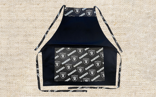 ULTIMATE BBQ APRON for Grill Masters! Unisex Up to 4X Size - Easy Clean & Durable, Ideal Gift Choice. Cheer on your favorite football team.