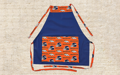 ULTIMATE BBQ APRON for Grill Masters! Unisex Up to 4X Size - Easy Clean & Durable, Ideal Gift Choice. Cheer on your favorite football team.