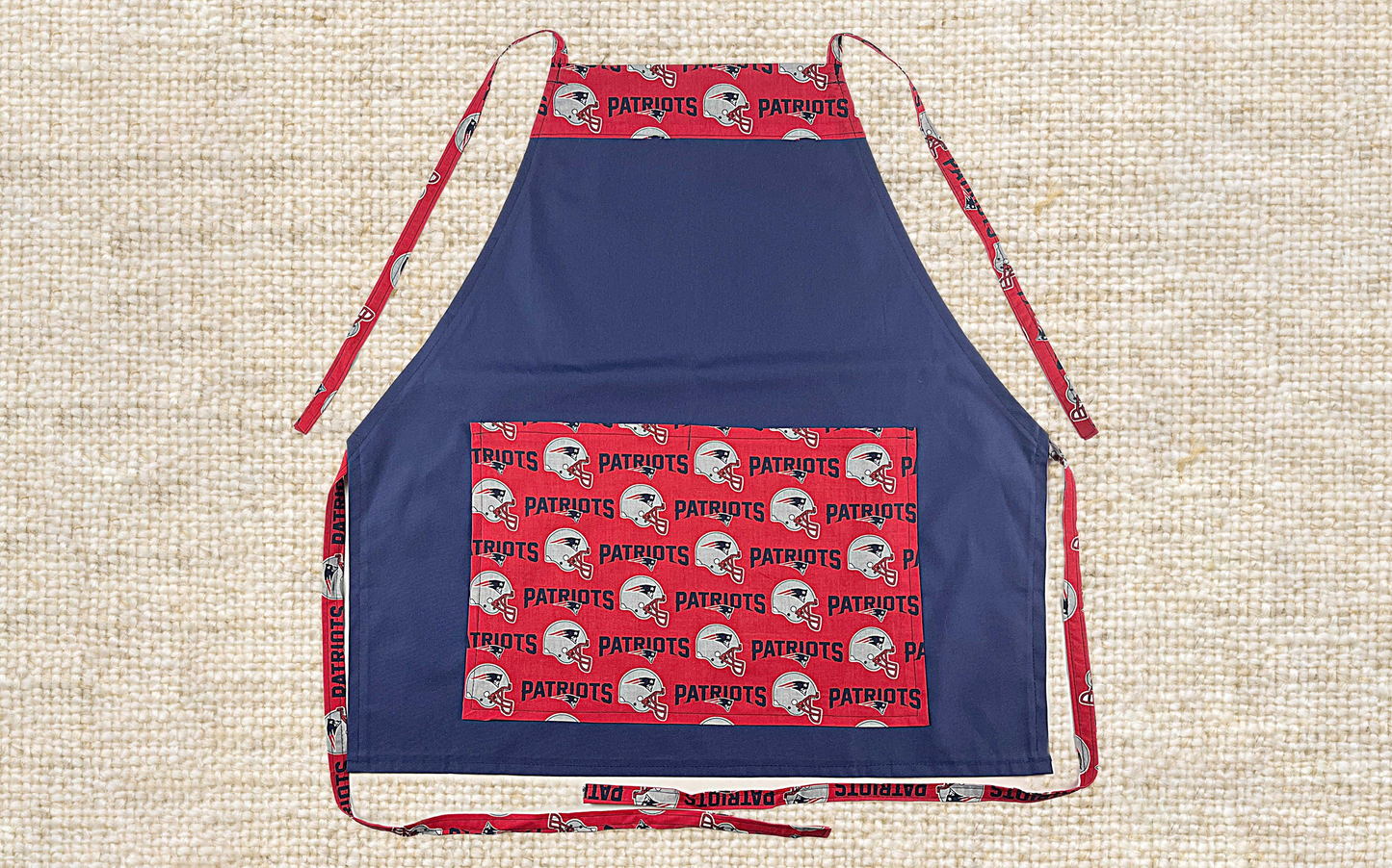 ULTIMATE BBQ APRON for Grill Masters! Unisex Up to 4X Size - Easy Clean & Durable, Ideal Gift Choice. Cheer on your favorite football team.