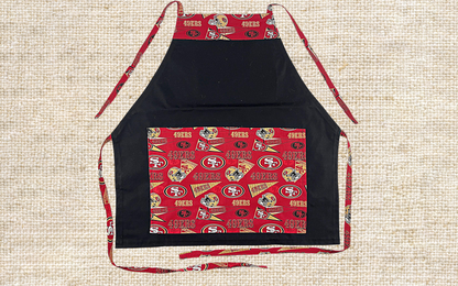 ULTIMATE BBQ APRON for Grill Masters! Unisex Up to 4X Size - Easy Clean & Durable, Ideal Gift Choice. Cheer on your favorite football team.