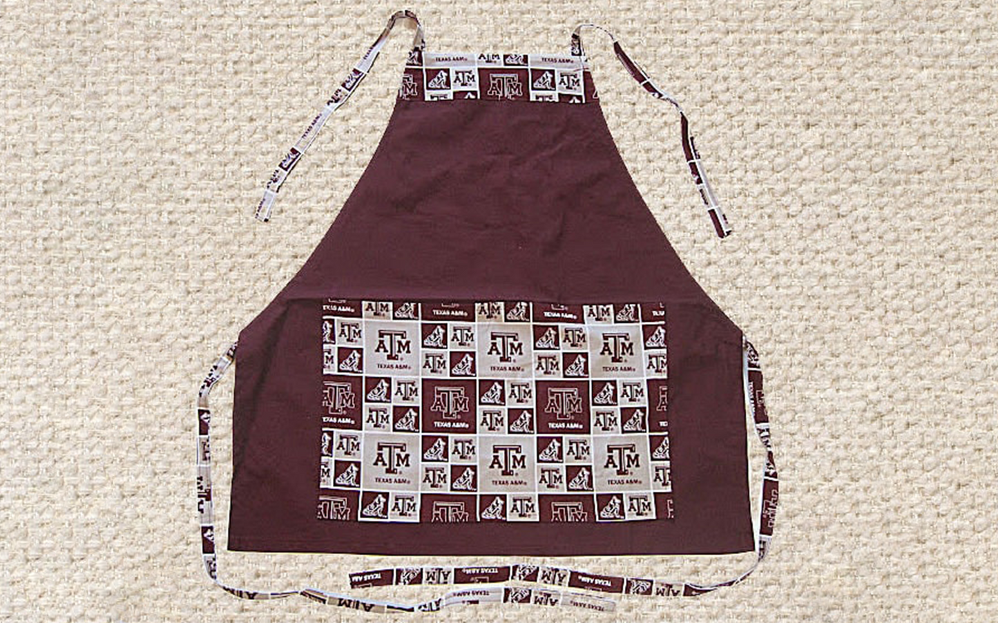 HANDMADE APRONS for College Fans: Tailgate Parties, BBQs and Everyday Use Made Easy! One Size Fits Up to 4X Size, Durable & Great Gift Idea!