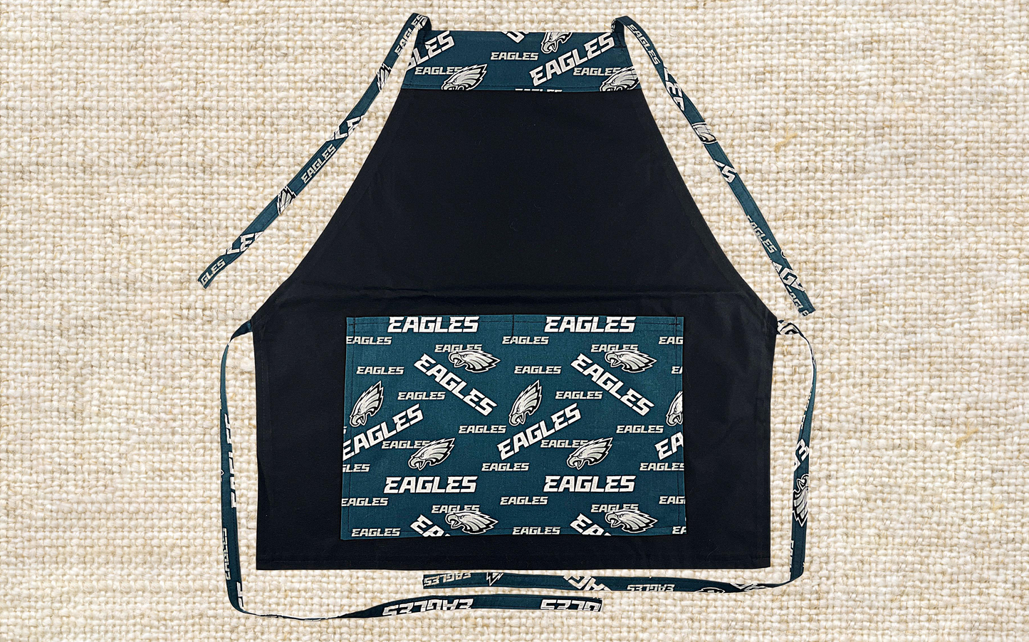 ULTIMATE BBQ APRON for Grill Masters! Unisex Up to 4X Size - Easy Clean & Durable, Ideal Gift Choice. Cheer on your favorite football team.