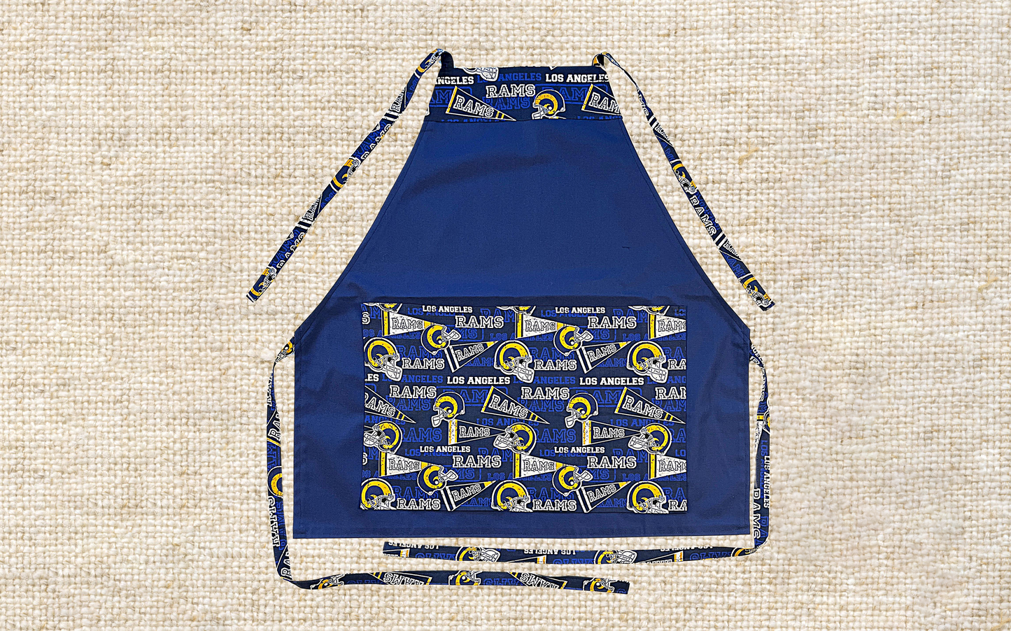 ULTIMATE BBQ APRON for Grill Masters! Unisex Up to 4X Size - Easy Clean & Durable, Ideal Gift Choice. Cheer on your favorite football team.