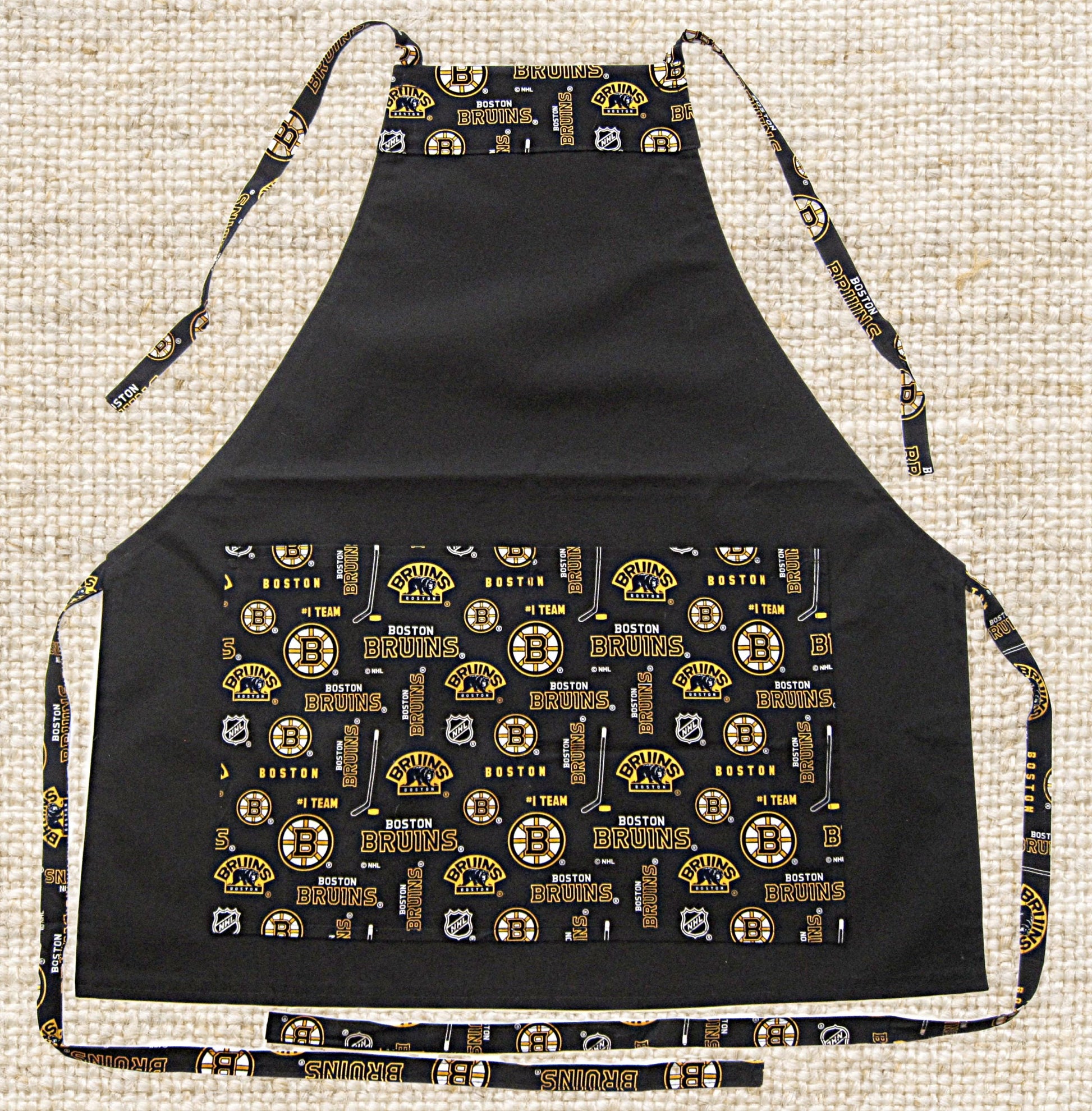 Favorite HOCKEY APRONS - Great for BBQ, Tail Gating & Everyday Use. Unisex - One Size Fits Up to 4X. Washable, Easy Care, Great Gift Idea!